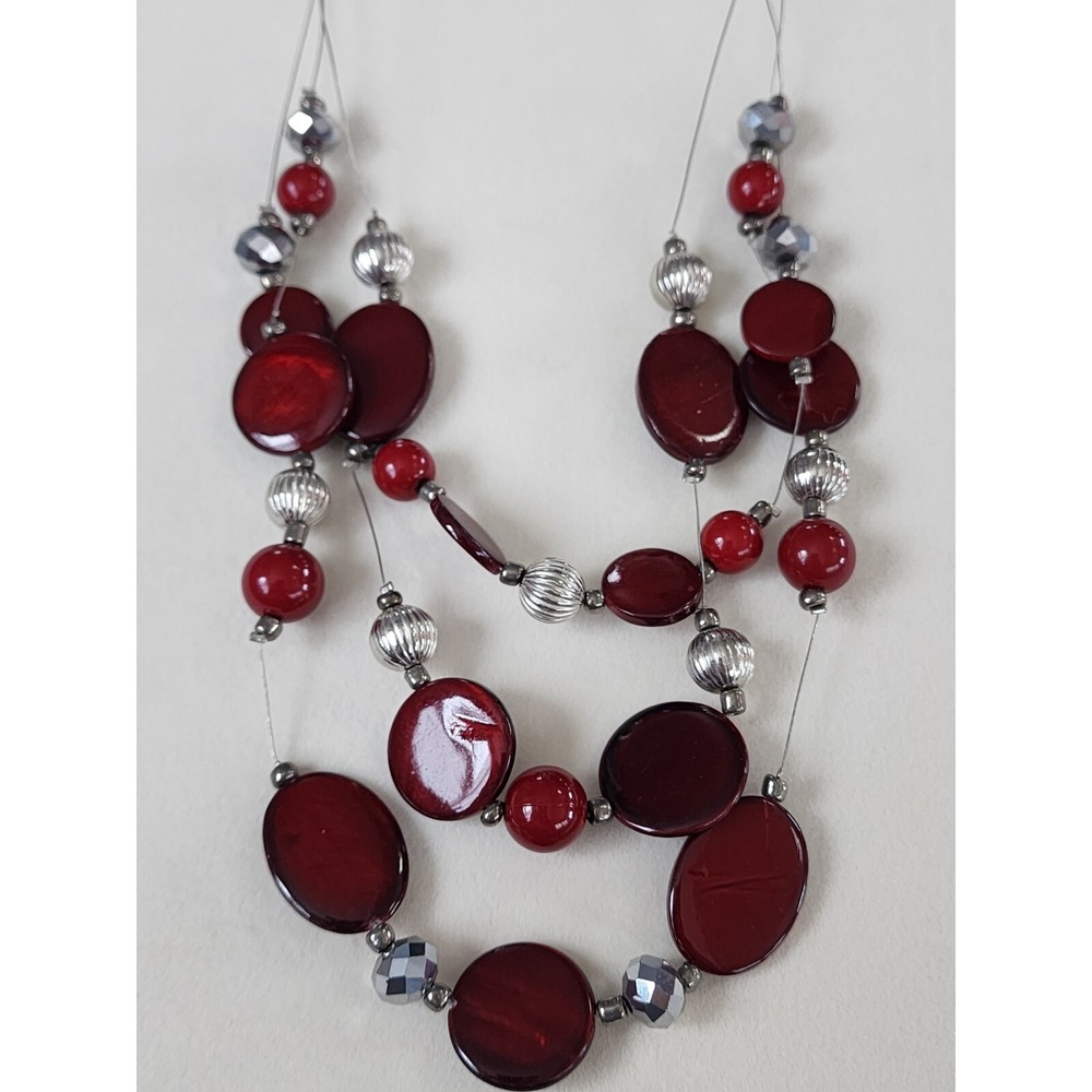 New MIXIT JCP Red Shell Faceted Gray Bead Silver Tone Layered Necklace FREE $HIP - Picture 2 of 9